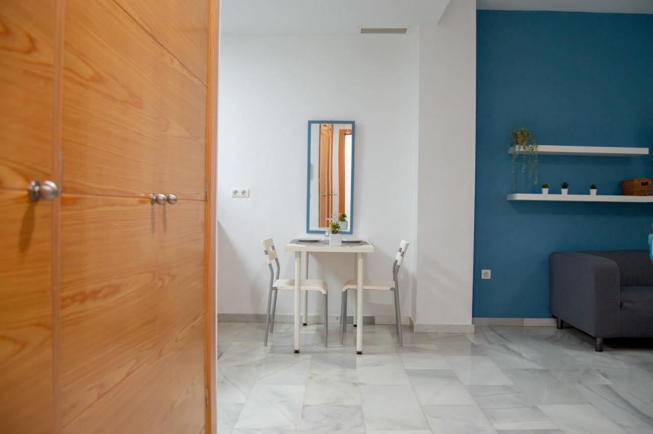 Novam Apartament Malaga Exterior photo